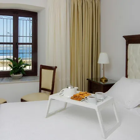 Megaron Apartament Ermupoli