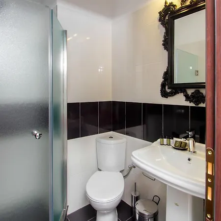 Apartment Megaron